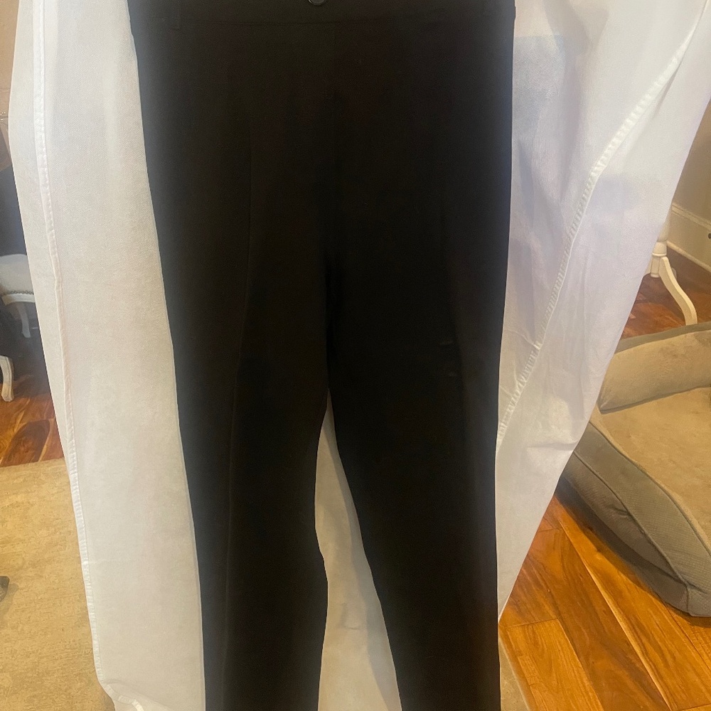 Professional & Popular Betabrand plus size black dress yoga pants. Never worn